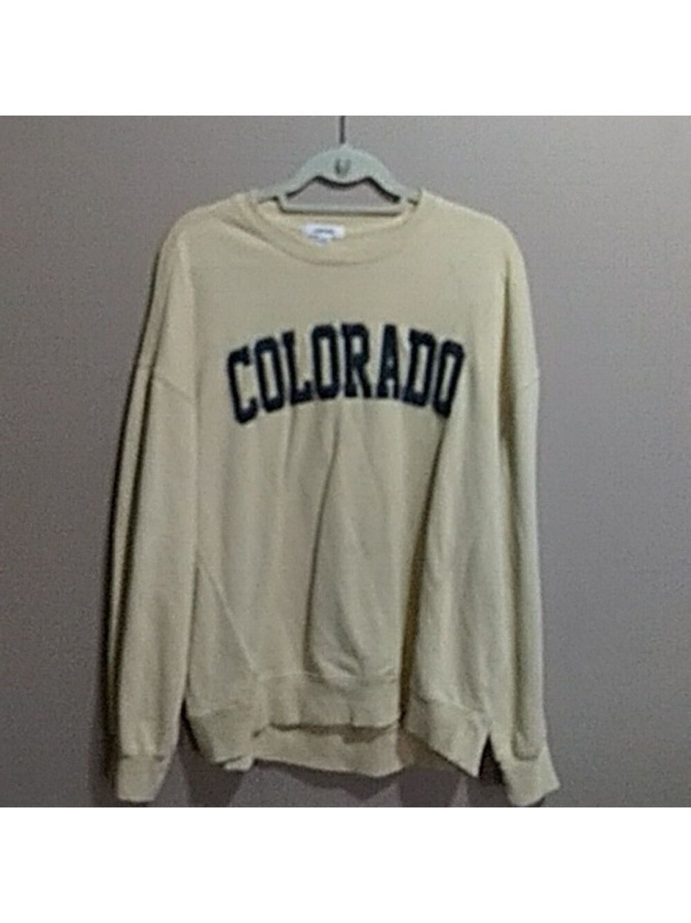 Garage sweater size medium